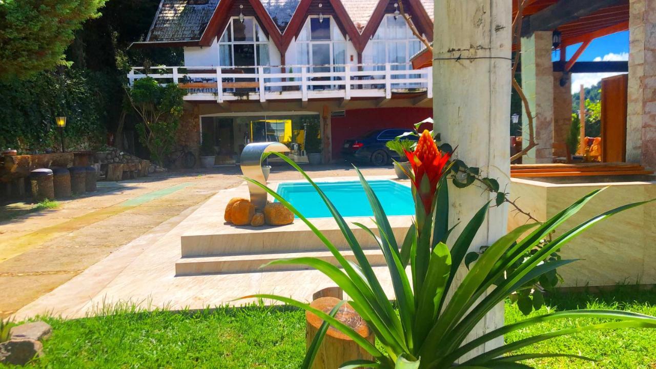 Hotel Campos House Campos do Jordão Esterno foto