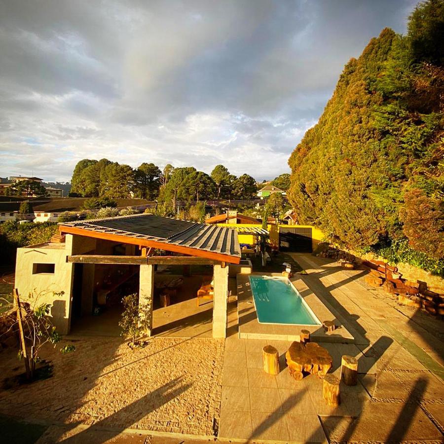 Hotel Campos House Campos do Jordão Esterno foto